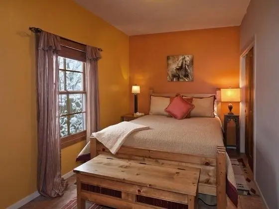 Daire (Puerta Del Sol - Upscale Family Home,)