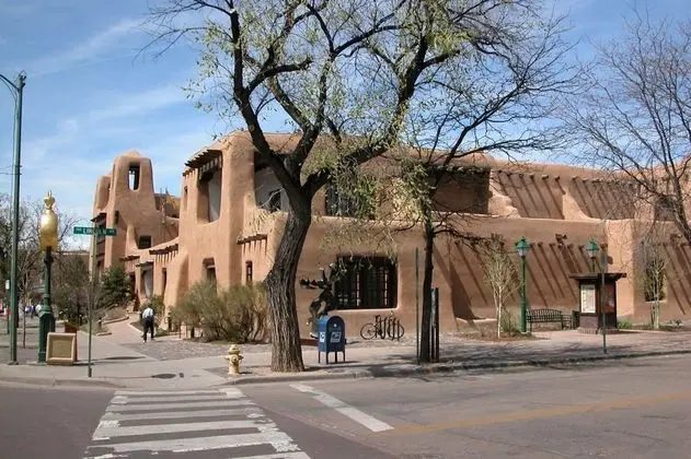 Daire (Puerta Del Sol - Upscale Family Home,)