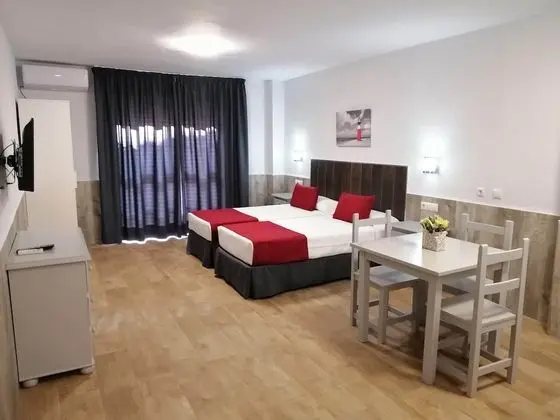Stüdyo, 2 Tek Kişilik Yatak