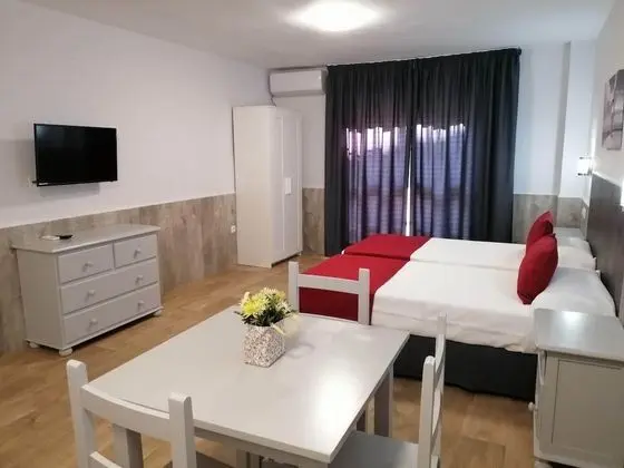 Stüdyo, 2 Tek Kişilik Yatak