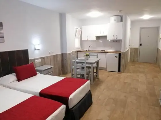 Stüdyo, 2 Tek Kişilik Yatak