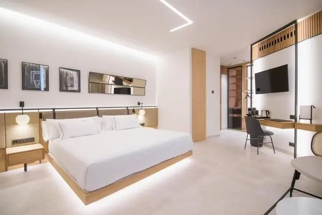 Junior Stüdyo Süit