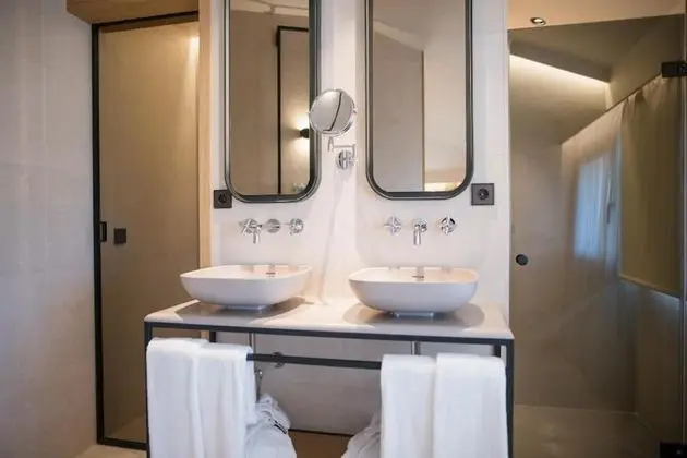 Junior Stüdyo Süit