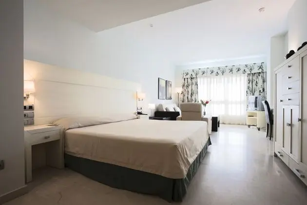 1 Çift Kişilik Veya 2 Tek Kişilik Yatak Deluxe