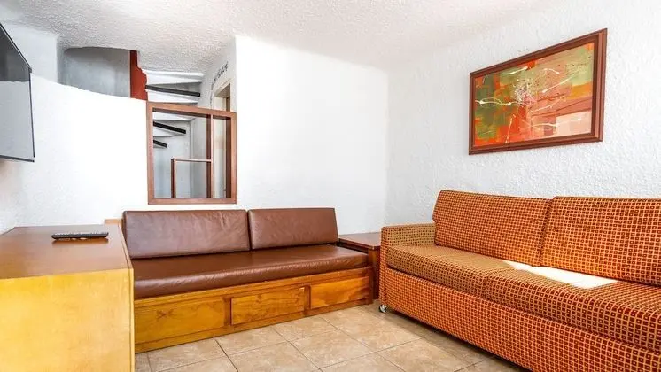 1 Bedroom Villa 2nd Floor, Ocean Front