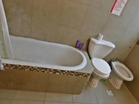 Ortak Ranzalı Oda, Karma Ranzalı Oda, Ortak Banyo (#2)
