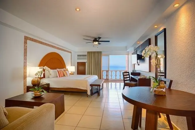 Grand Deluxe