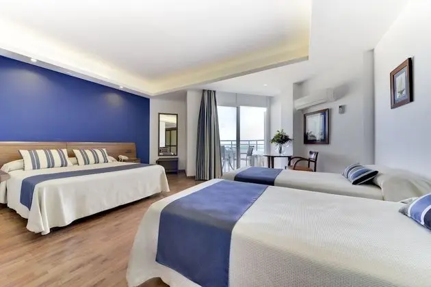 Dört Kişilik Oda, Deniz Manzaralı (3 Adults and 1 Child)