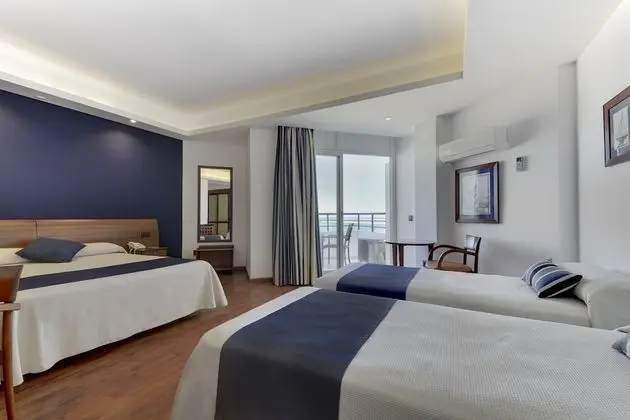 Dört Kişilik Oda, Deniz Manzaralı (3 Adults and 1 Child)
