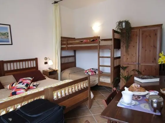 Dört Kişilik Oda