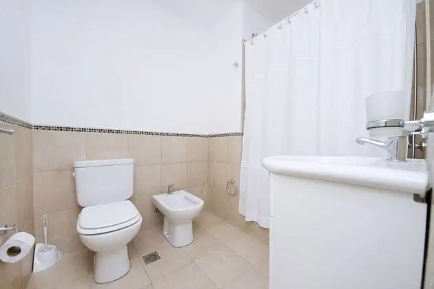 Apart Daire, Birden Çok Yatak, Sigara İçilmez, Şehir Manzaralı