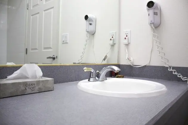 Deluxe, 1 Queen Bed