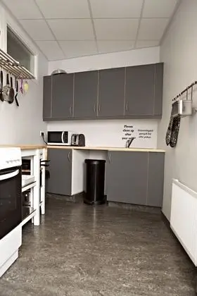 Basic Ortak Ranzalı Oda, Ortak Banyo