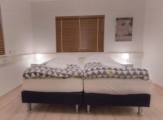 Tek Büyük veya İki Ayrı Yataklı Oda