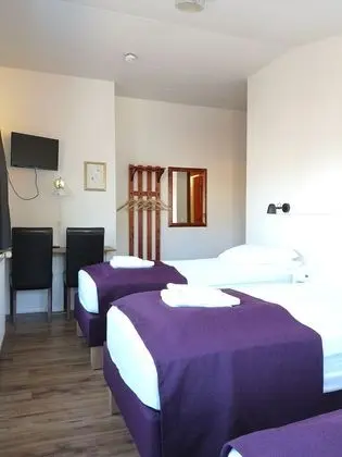 Basic Üç Kişilik Oda, Özel Banyo