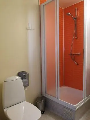 Basic Üç Kişilik Oda, Özel Banyo