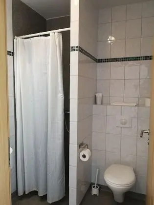 Standard Tek Büyük veya İki Ayrı Yataklı Oda, Özel Banyo