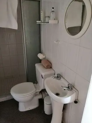 Tek Büyük Yataklı Oda, 1 Çift Kişilik Yatak, Sigara İçilmez, Havuz Manzaralı