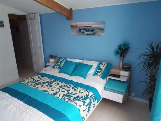 Comfort Tek Büyük Yataklı Oda (Azur)