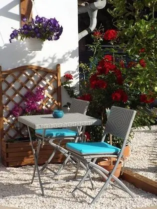 Comfort Tek Büyük Yataklı Oda (Azur)