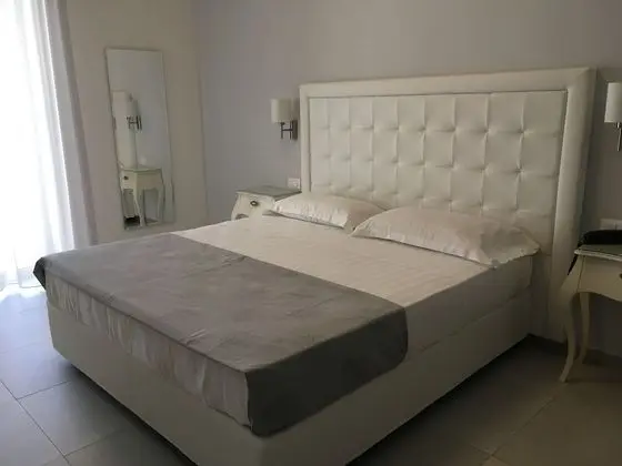 Comfort Tek Büyük Yataklı Oda, Teras, Deniz Manzaralı
