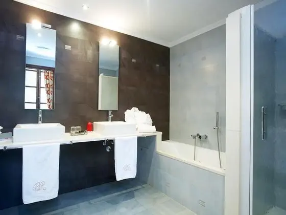 1 Çift Kişilik Veya 2 Tek Kişilik Yatak Standard