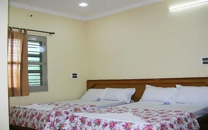 Standard Üç Kişilik Oda, Birden Çok Yatak, Şehir Manzaralı