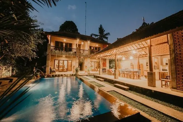 Villa, 4 Yatak Odası, Kişiye Özel Havuzlu
