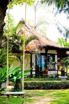 Deluxe Cabana
