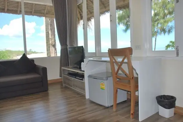 Deluxe Sea View