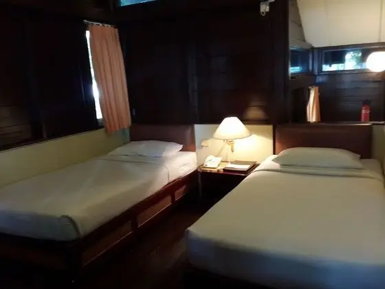 Standard Oda (Floating- Free round trip boat transf)