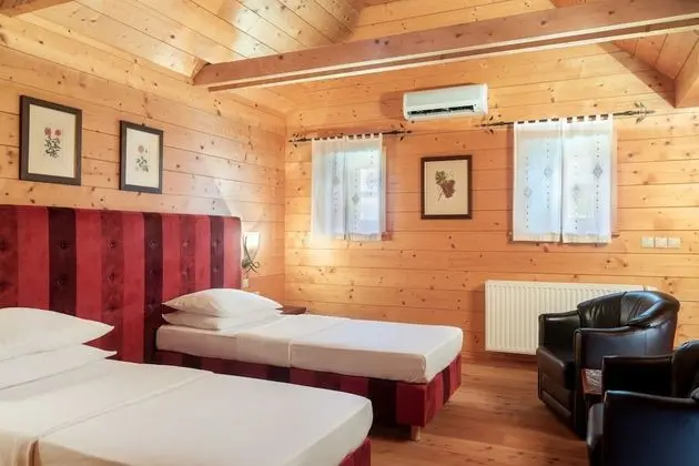 Family Süit, 2 Yatak Odası, Resort Manzaralı, Bahçeli