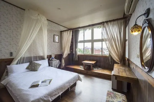 Tek Büyük Yataklı Oda (Romantic)