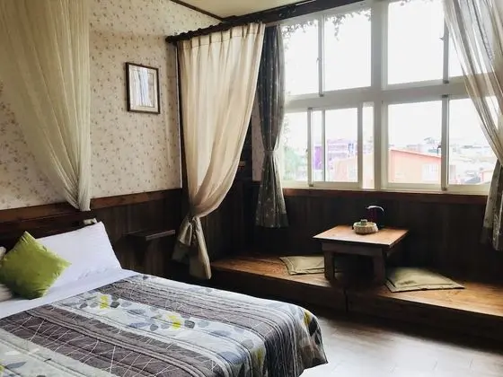 Tek Büyük Yataklı Oda (Romantic)