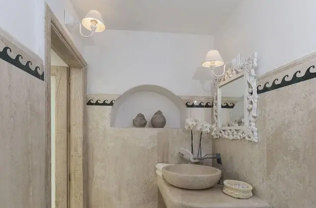 Süit, 1 Çift Kişilik Yatak, Havuz Manzaralı