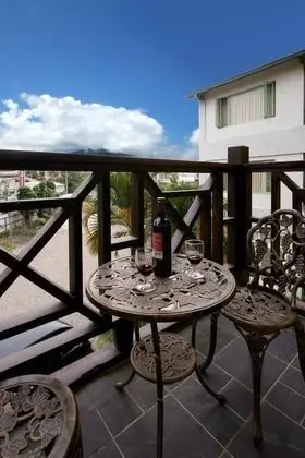 Gallery Tek Büyük Yataklı Oda, Balkon