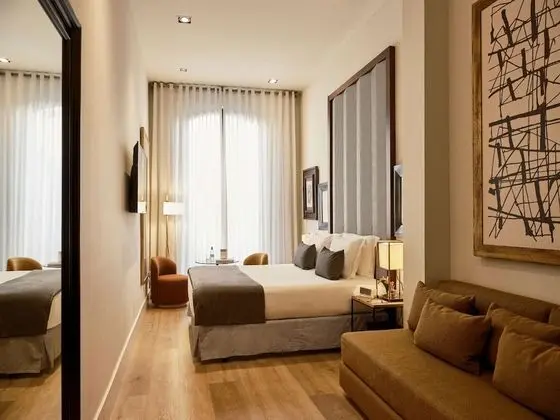 Superior Büyük Yataklı Tek Kişilik Oda, Balkon, Şehir Manzaralı (Pulitzer Extra)