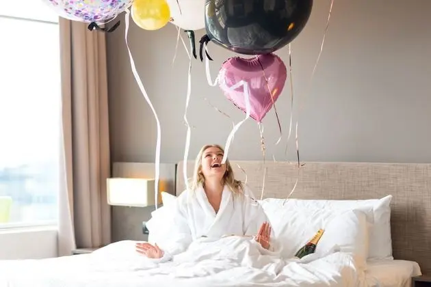 Deluxe Tek Büyük Yataklı Oda, 2 Çift Kişilik Yatak, Şehir Manzaralı