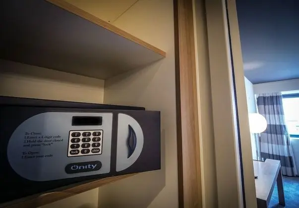 Deluxe Oda, 1 Çift Kişilik Yatak, Göl Manzaralı