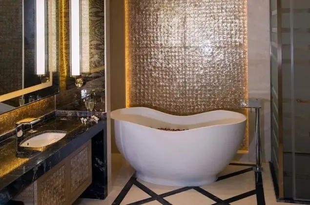 Executive Oda, 1 En Büyük (King) Boy Yatak