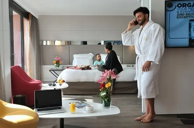 Junior Süit, 1 En Büyük (King) Boy Yatak, Deniz Manzaralı