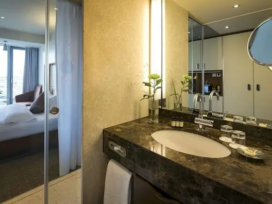 Deluxe Oda, 1 Çift Kişilik Yatak, Manzaralı (Upper floors)