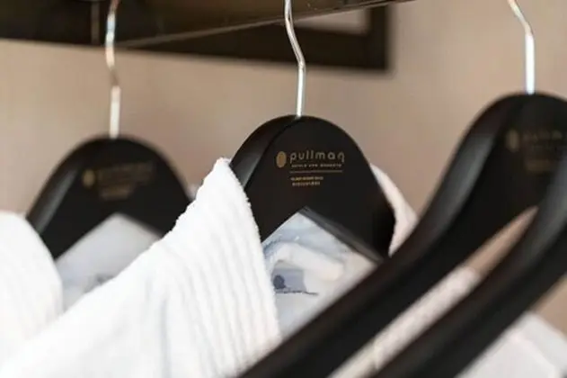 Deluxe Oda, 1 En Büyük (King) Boy Yatak, Business Dinlenme Salonu Kullanımı (Executive)