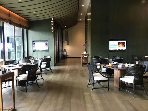 Superior Süit, 1 En Büyük (King) Boy Yatak, Business Dinlenme Salonu Kullanımı, Bahçe Manzaralı