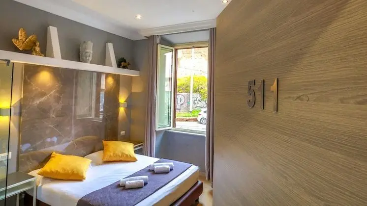 Tek Büyük Yataklı Oda