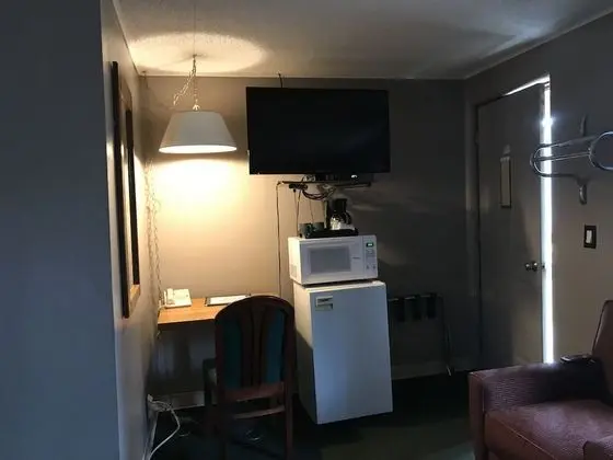 Basic Tek Büyük Yataklı Oda, 2 Çift Kişilik Yatak, Buzdolabı ve Mikrodalga, Avlu Manzaralı