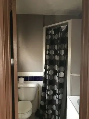 Basic Tek Büyük Yataklı Oda, 2 Çift Kişilik Yatak, Buzdolabı ve Mikrodalga, Avlu Manzaralı