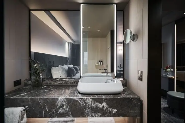 Deluxe Oda, Business Dinlenme Salonu Kullanımı, Manzaralı (Executive, High Floor)