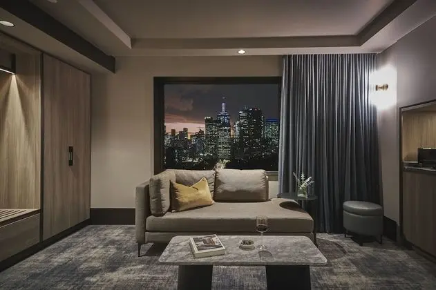 Deluxe Süit, 1 En Büyük (King) Boy Yatak, Business Dinlenme Salonu Kullanımı, Manzaralı
