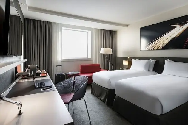 Deluxe Oda, 2 Tek Kişilik Yatak, Manzaralı (Upper Floor, La Defense View)
